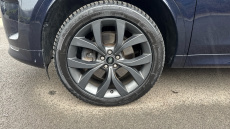 Land Rover Discovery Sport 2.0 D200 R-Dynamic HSE 5dr Auto Diesel Station Wagon